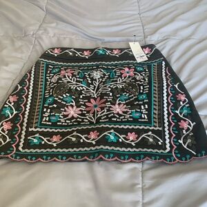 Francesca’s embroidered XS shirt new with tags